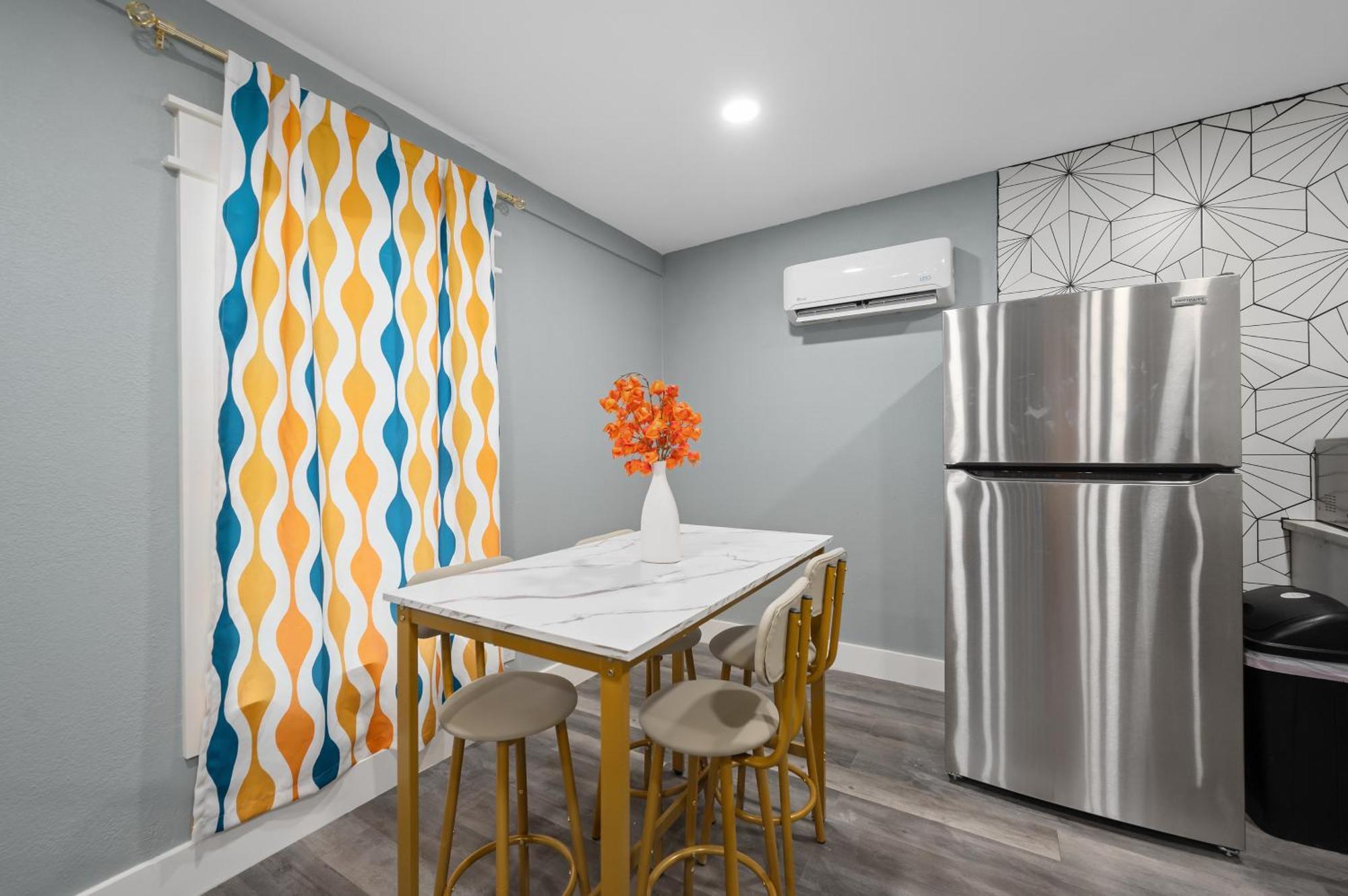 Elegant 2Br Apt Near Med Center With Free Park Houston Kültér fotó